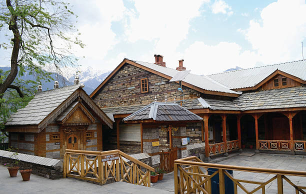 Naggar castle